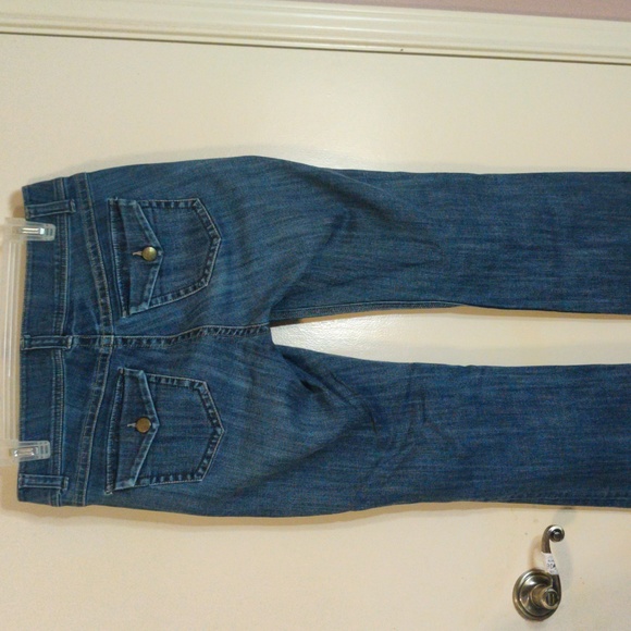 Cabi Mid Rise Bootcut Jeans Size 6 - Picture 6 of 9